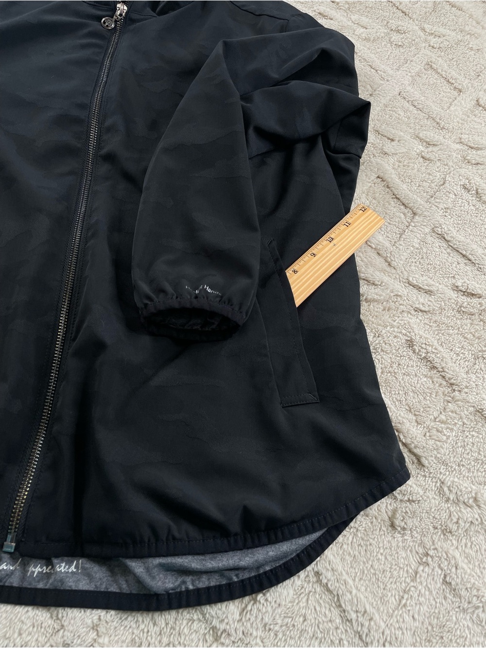 Healing Hands Black Zip-Front Lightweight
Scrub Jacket - Size Large - Picture 4 of 11